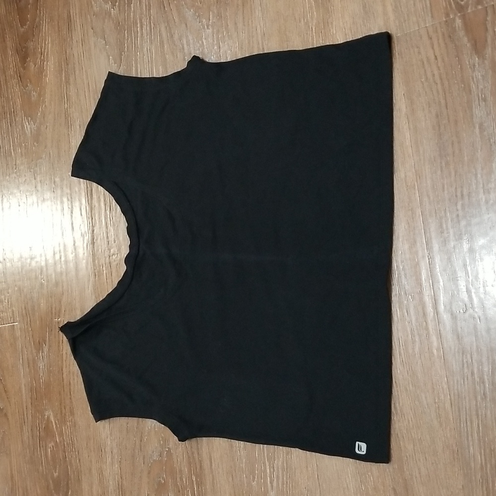 (L) Fabletics Top Athleisure Studio After Workout Lightweight Weekend Casual